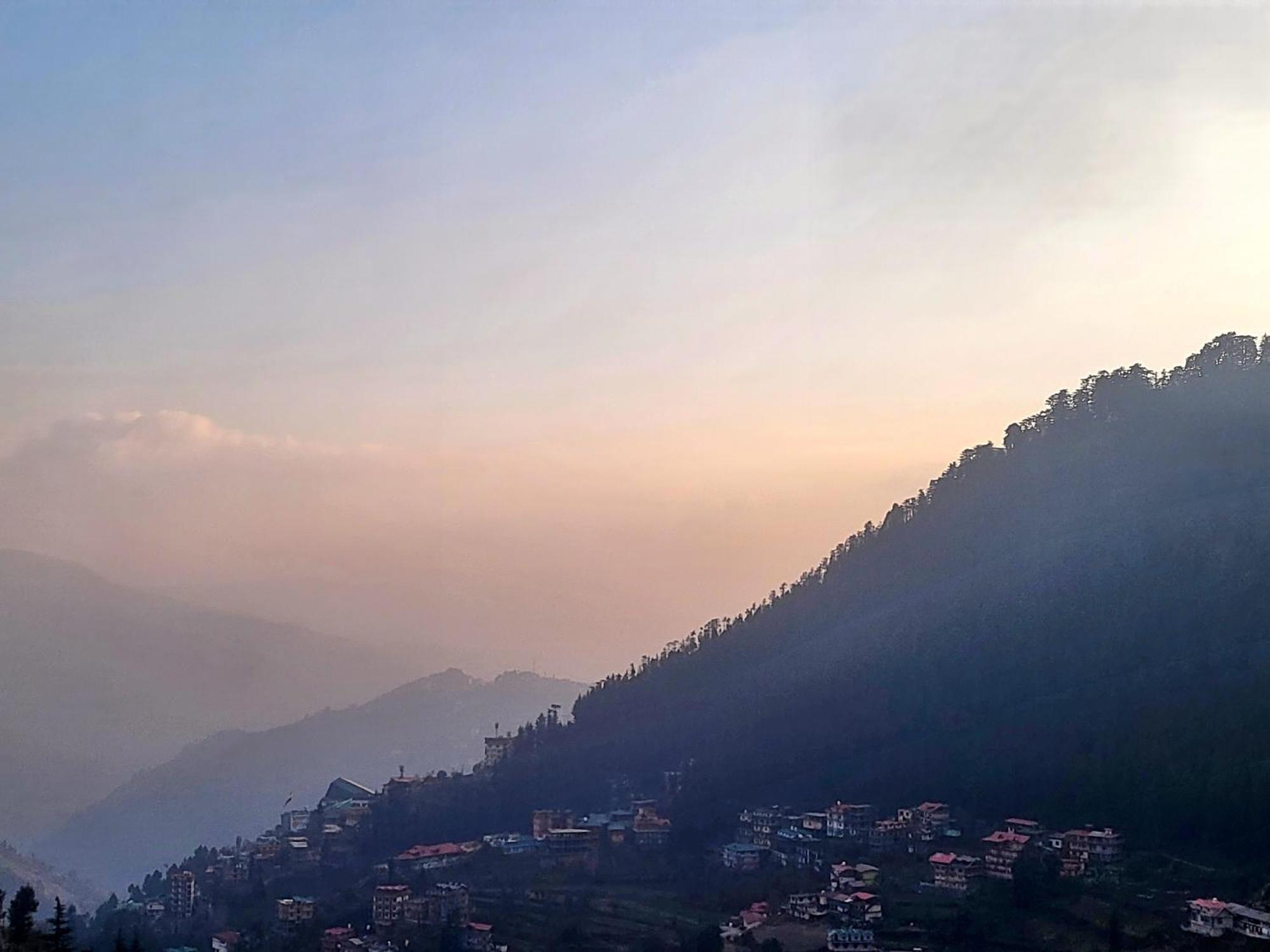 Bay Leaf By Live Inn Shimla Dış mekan fotoğraf